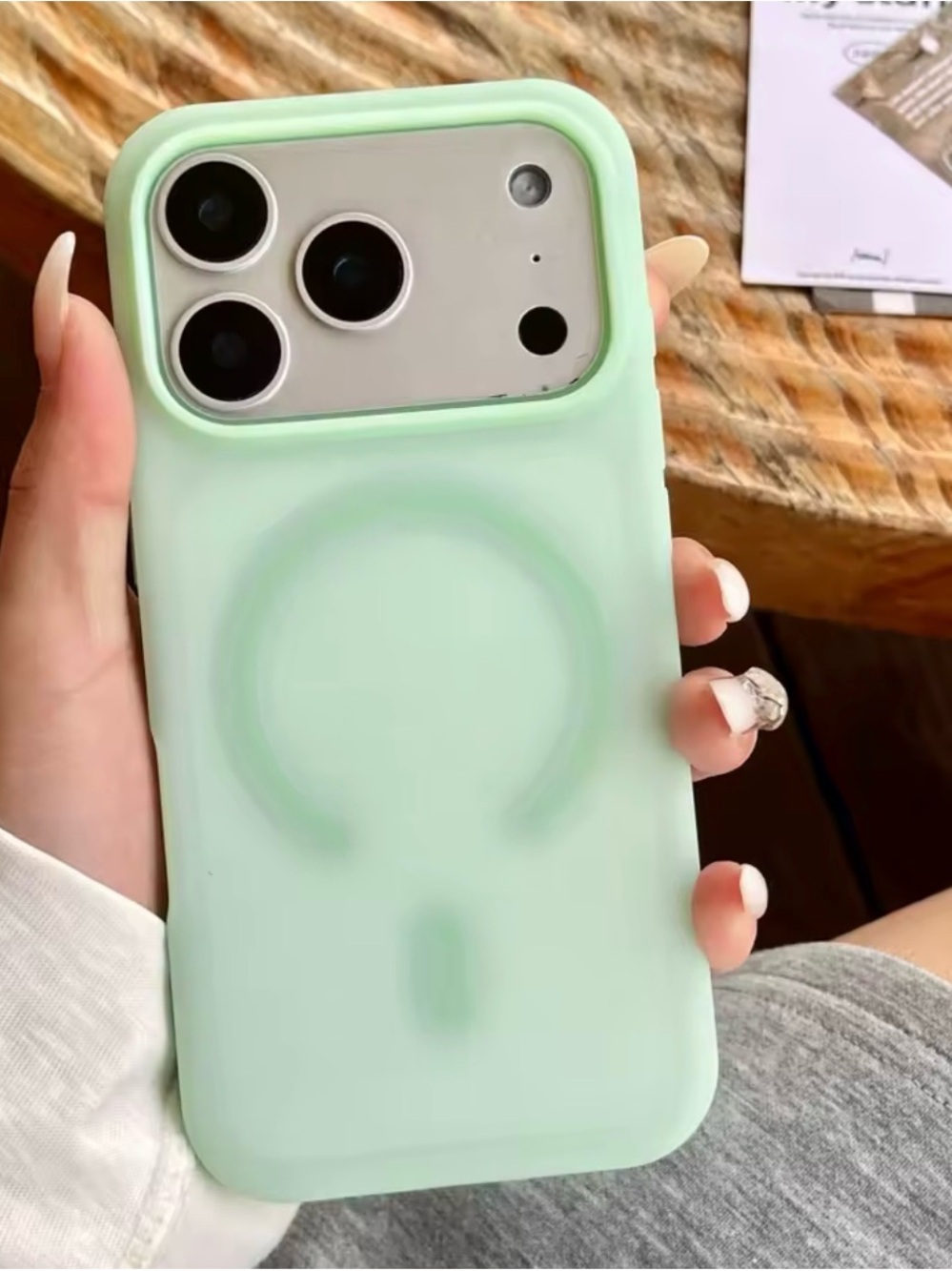 Mint Green Silicone MagSafe-Compatible iPhone 17 Pro Case + Screen Protector
